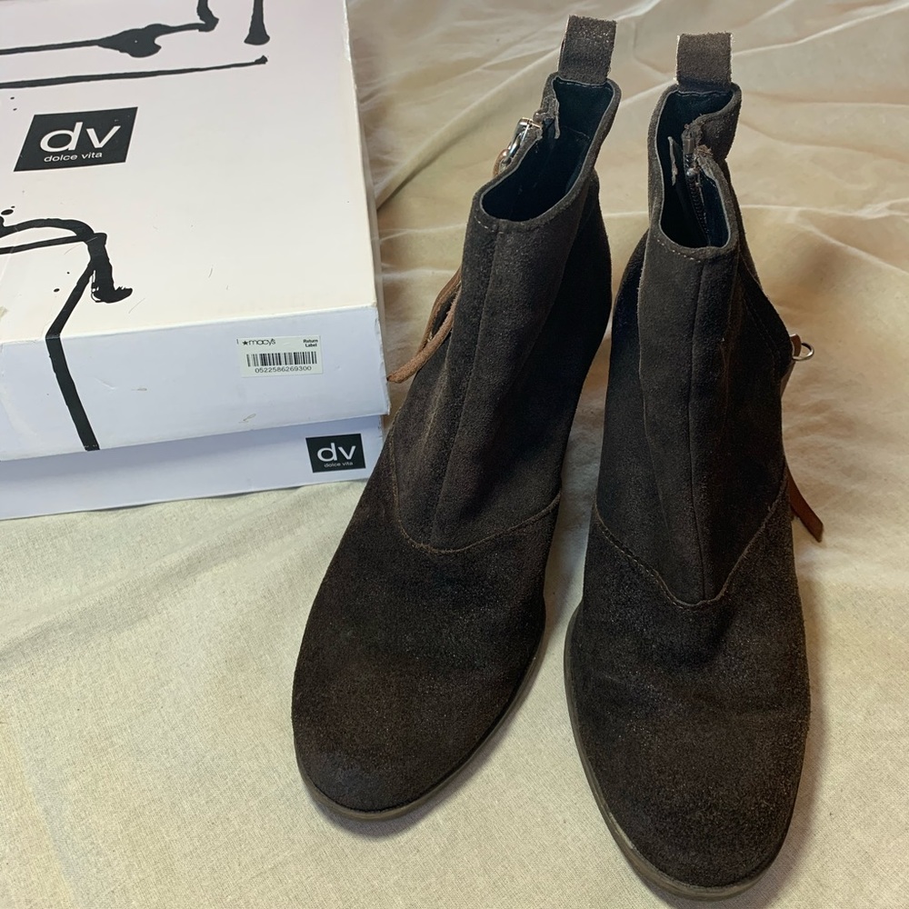 Vintage Suede Dolce Vita Booties with Box - Picture 4 of 5